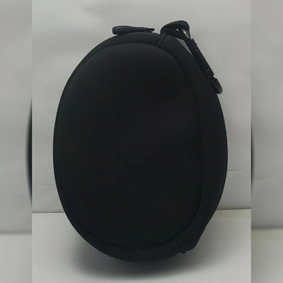 BEATS CASE HEADPHONES - Picture 2 of 5